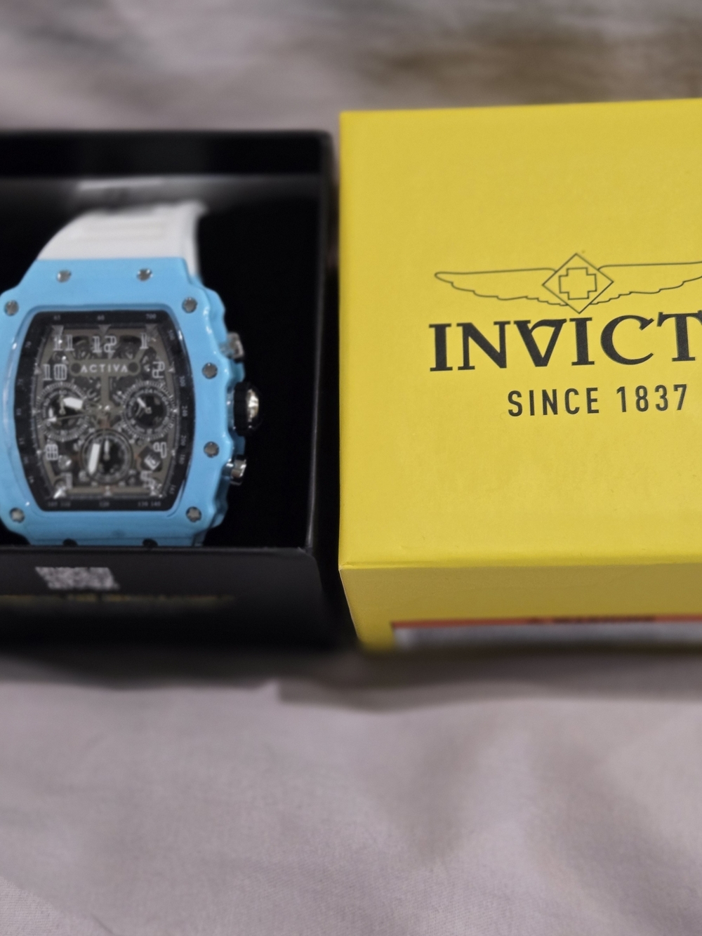 Invicta Blue and White Men's Chronograph Watch